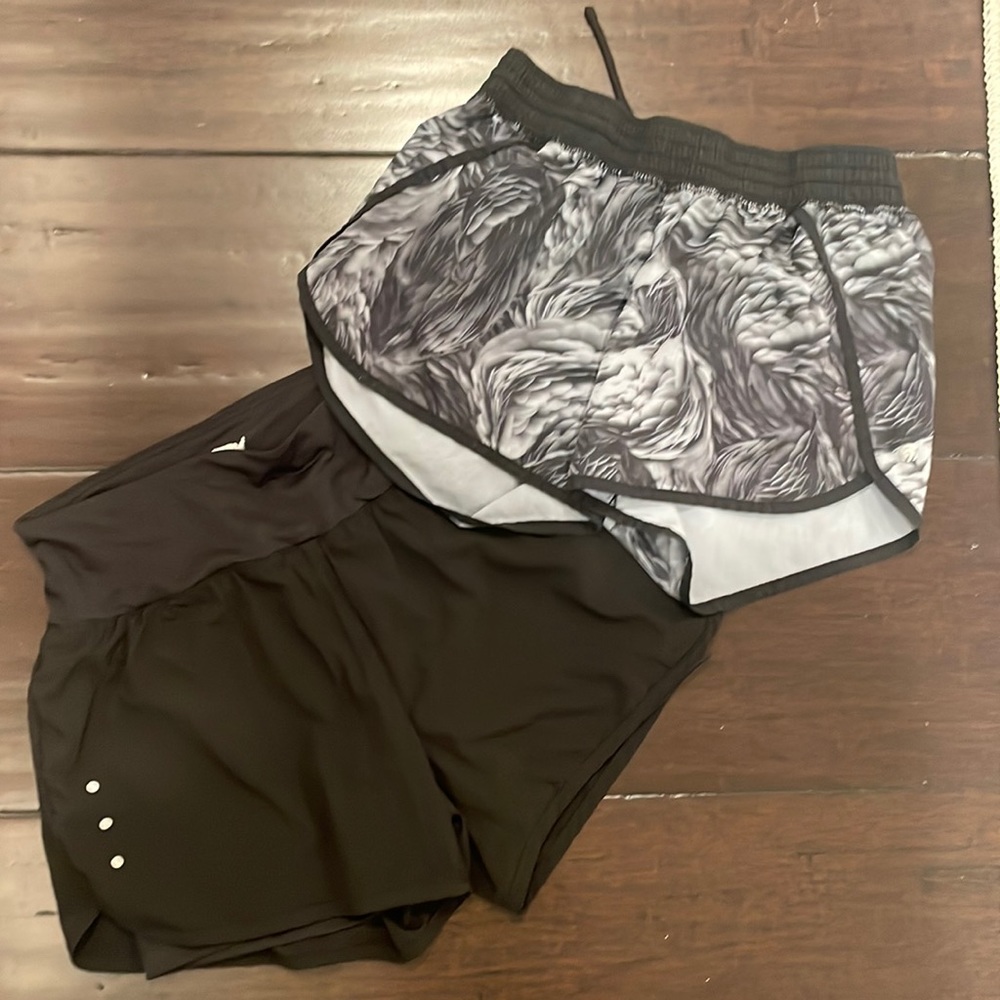 2 pairs high waist running shorts. Xs/s